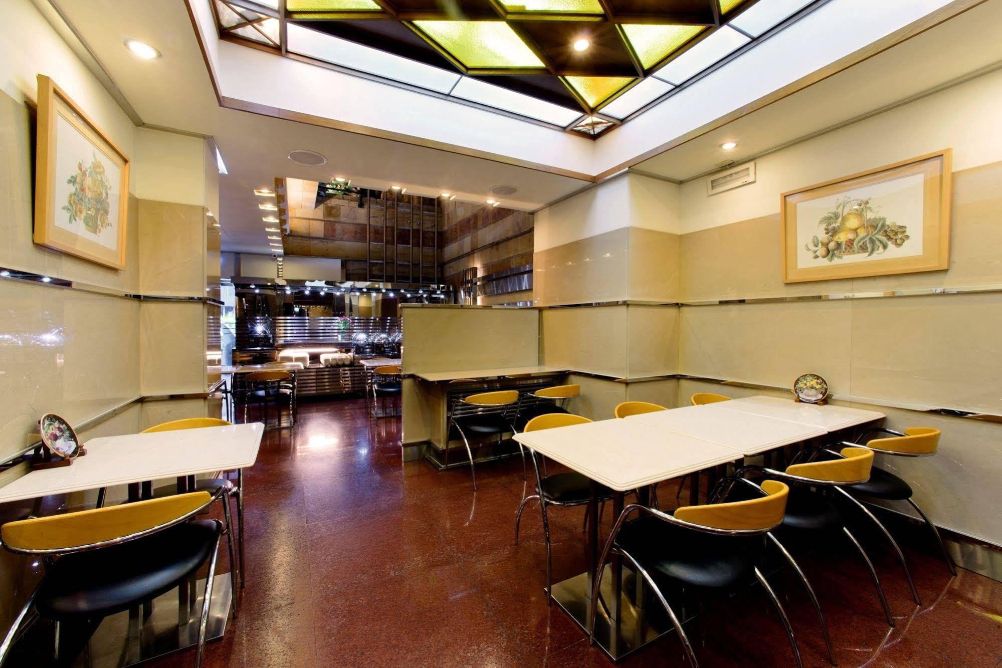 Kao Yuan Hotel - Zhong Zheng Taichung Buitenkant foto